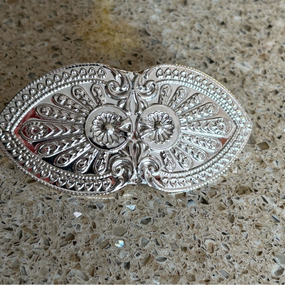 Elegant Silver Women's Barrett
